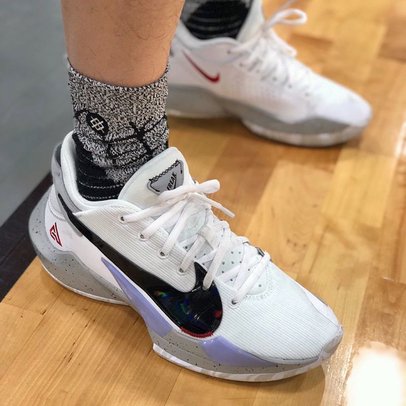 莆田纯原字母哥3代篮球鞋12正版低帮专业学生男女气垫球鞋有声响 气垫