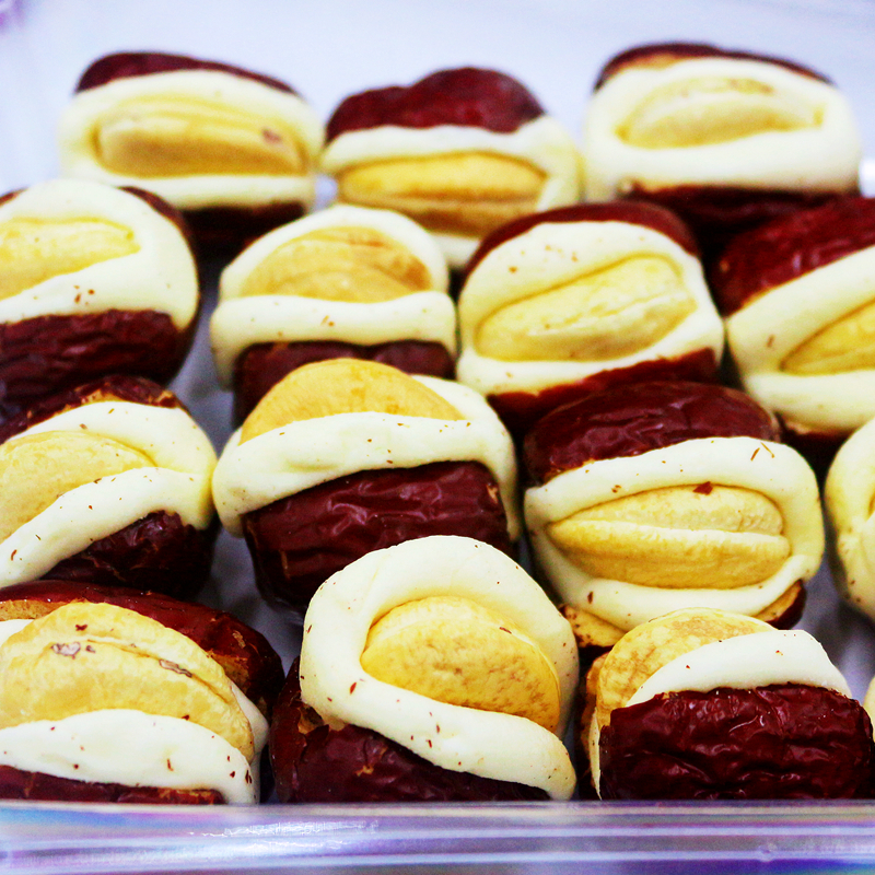 果大熊火烤腰果泡芙枣新疆红枣肉厚无核烤腰果奶芙枣奶枣软糯香甜火烤