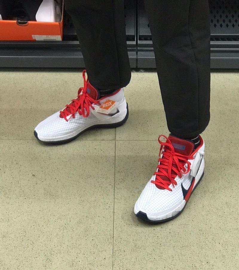 公司级 杜兰特13代篮球鞋实战kd13男鞋黑白耐磨气垫篮球鞋 kd13乳腺癌