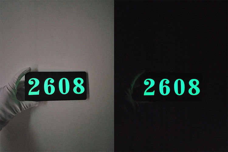 蝴蝶萱蝴蝶萱定制酒店宾馆荧光门牌号客房间数字自发夜光创意立体荧光
