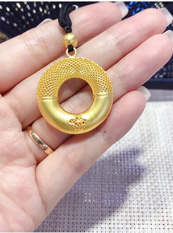 老凤凰古法金平安扣吊坠花丝镂空黄金坠子挂绳女士999足金黑绳项链