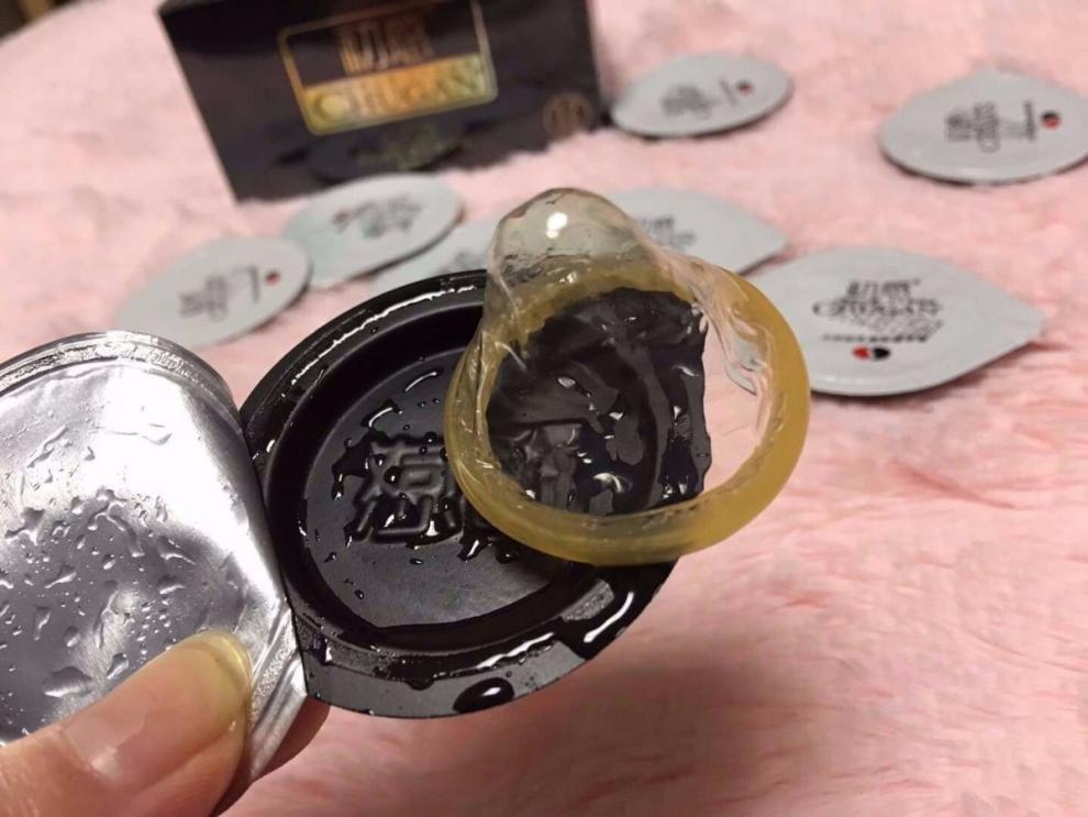 初感玻尿酸无哇油套001男用玻尿酸水溶性润滑安全套 db1 初感【共22只