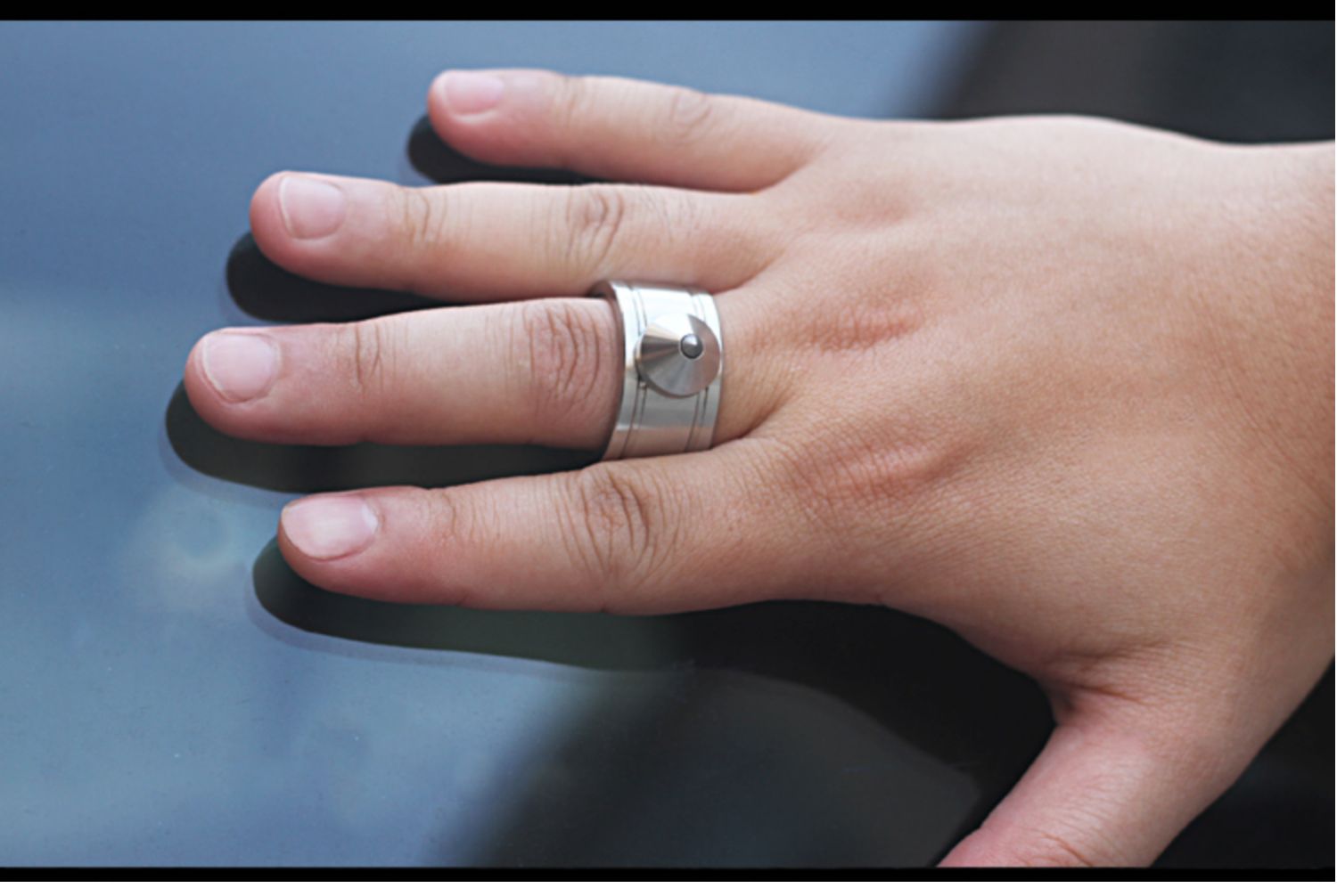 暗器飞针防身戒指指虎女子防身用品拳刺多功能指环小 2个小号(内周长