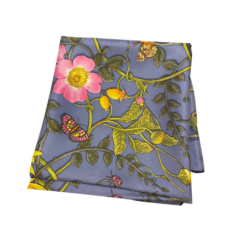 精品gucci古驰女士花卉丝巾ah印花9090