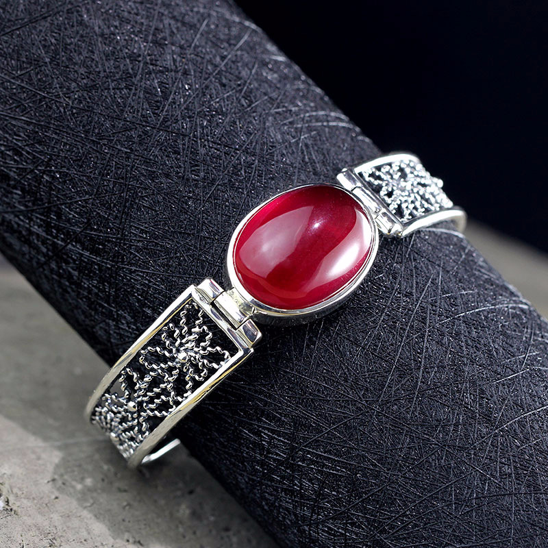 祥美瑞 s925银饰品泰银创意设计手工镂空女士红刚玉手镯 红刚玉手镯