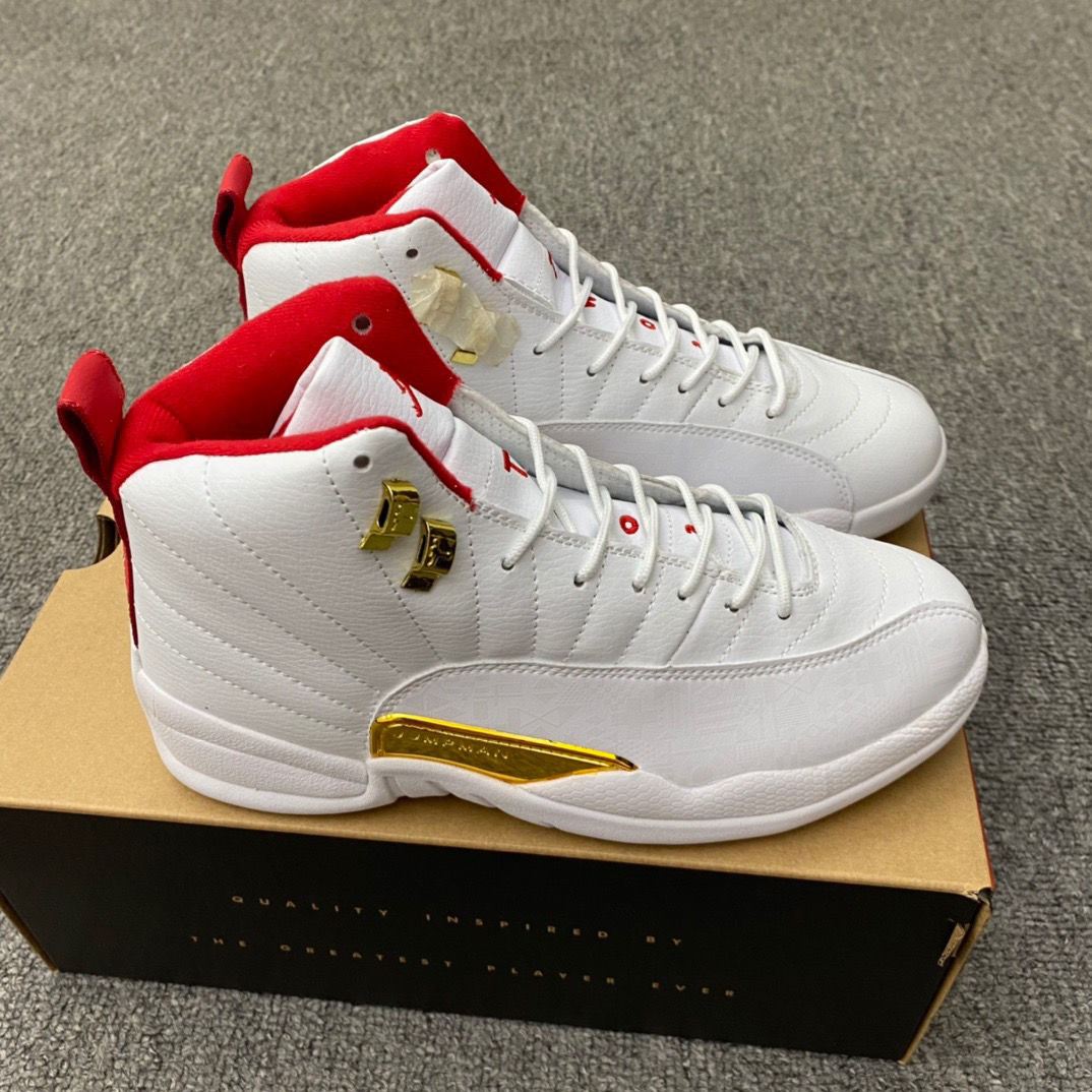 莆田纯原aj12黑红病倒篮球鞋乔12代高帮男女黑武士世界杯气垫耐磨 41