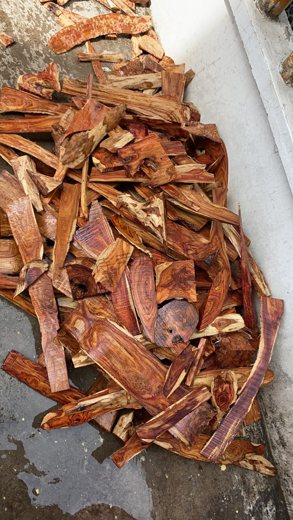 海南黄花梨木料 正宗海南碎料 家具边角料 diy雕刻 珠子手把件原木料