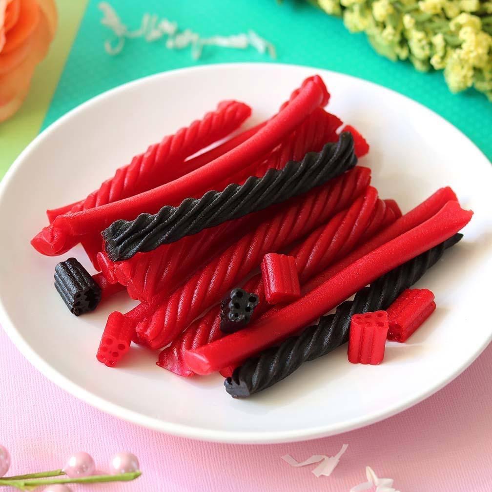 红藤美剧甘草草莓味扭扭糖吸管零食redvinestwistsstrawberries无糖