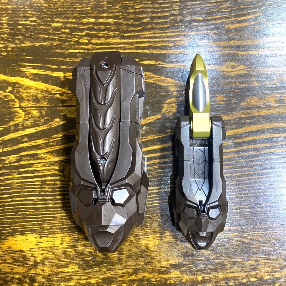 林中鸟奥特曼变身器玩具召唤器戴拿闪光剑发声发光光之巨人男孩 之