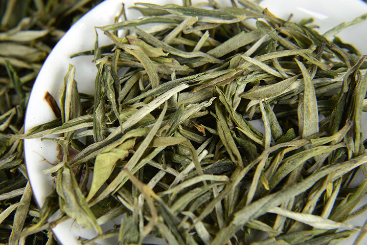 正廷御品云南滇绿青针绿茶单芽散茶花香浓香型绿茶直条松针滇青元旦