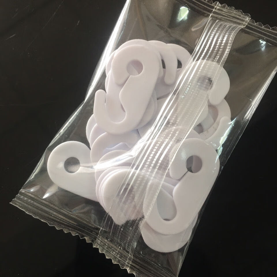 倩绣菲口罩挂钩不勒耳朵口罩简易挂勾不勒耳朵扣子挂钩白色pp料脱取