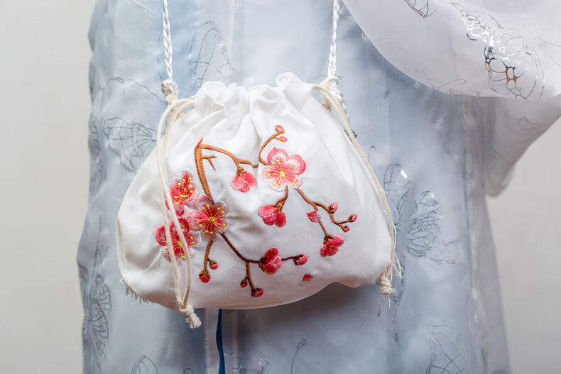 新年装汉服包包女古风配汉服的配饰包荷包古代古装汉元素绣花刺绣斜