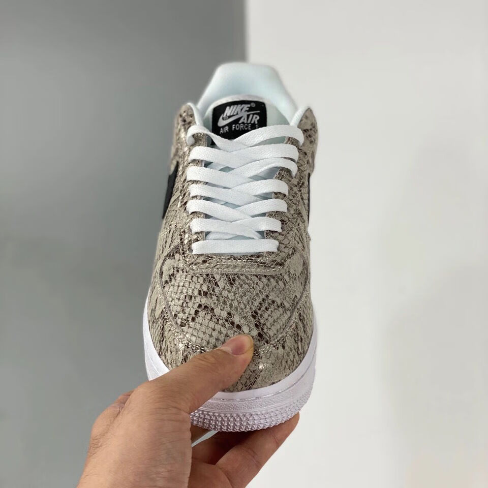 新款1low空军一号蟒蛇纹af1空军一号蛇皮板鞋公司级136
