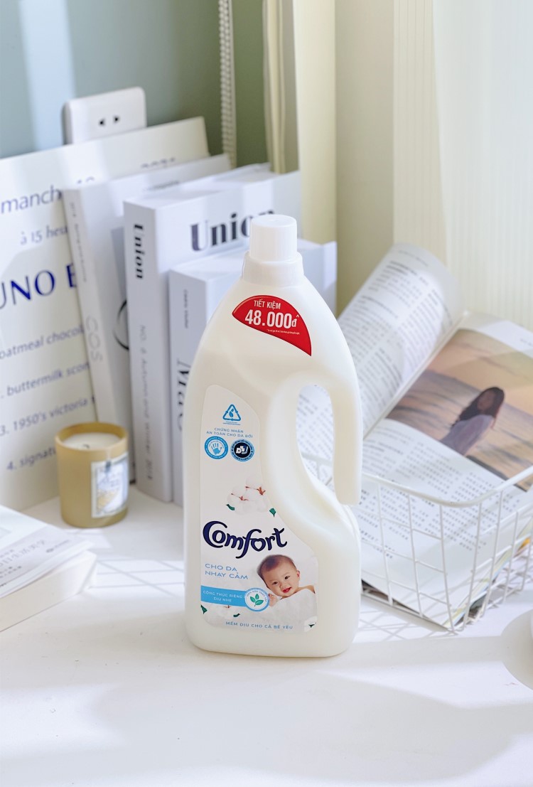 新款越南comfort金纺衣物柔顺剂洗衣液衣服护理剂1.