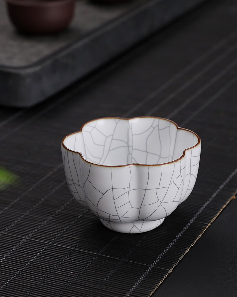 2022新款泉德堂手工汝窑铁胎花瓣主人杯功夫茶具泡茶单杯客厅中式品茗