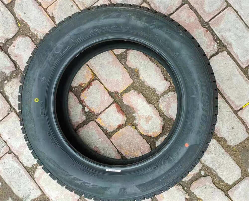 225 55 16普利司通软胶雪地轮胎全新225/55r16雪地胎22年 22年生产