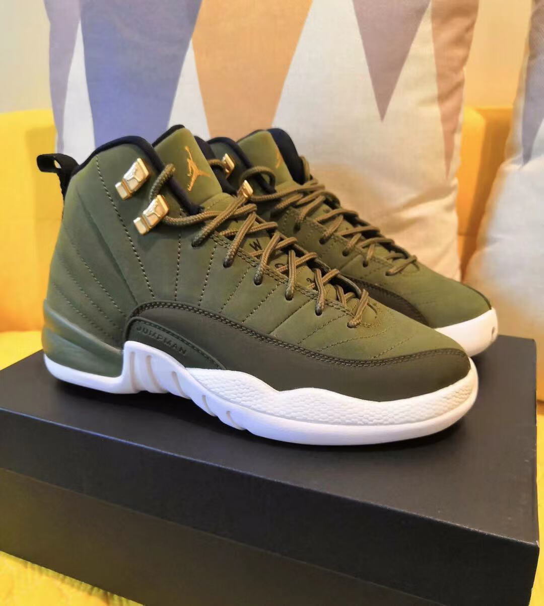 纯原aj12高帮篮球鞋日本限定世界杯国际航班猪年男女鞋实战运动气垫鞋