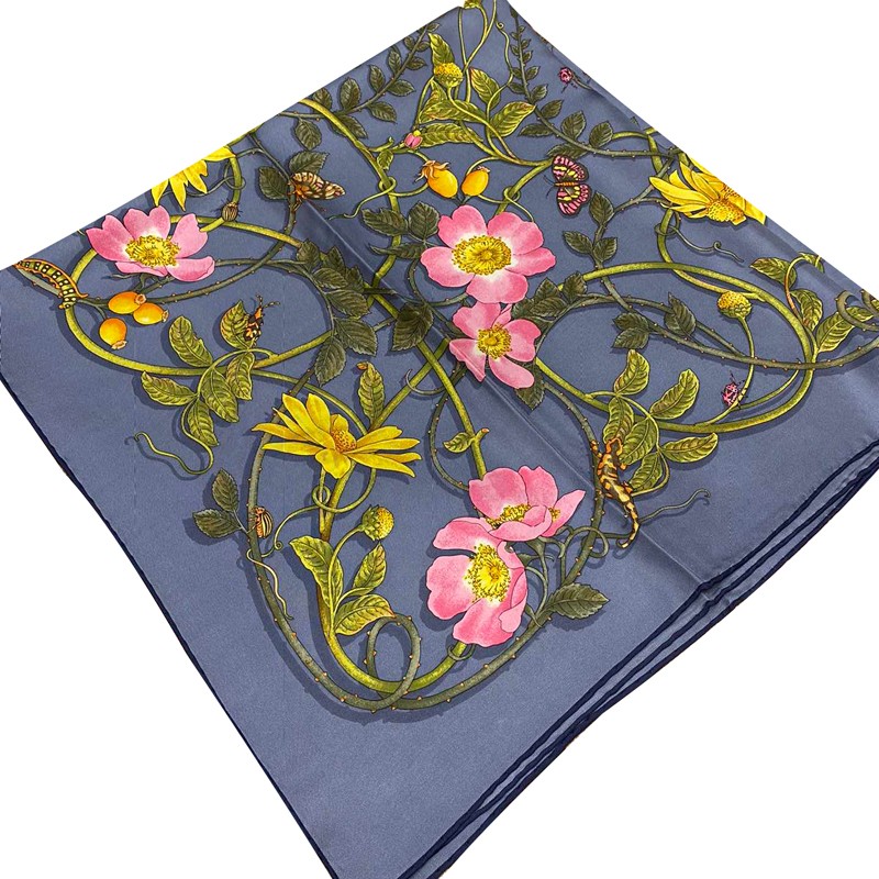 精品gucci古驰女士花卉丝巾ah印花9090