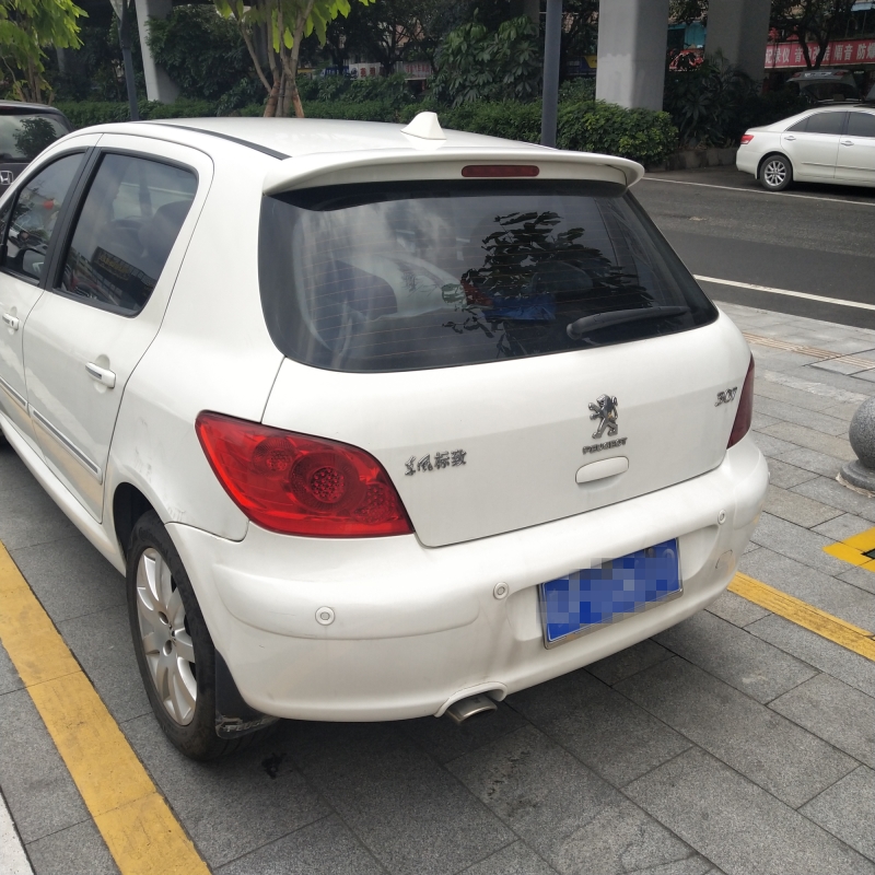 适用于东风标致307尾翼 标志307两厢汽车改装尾翼标致307带烤漆定风翼