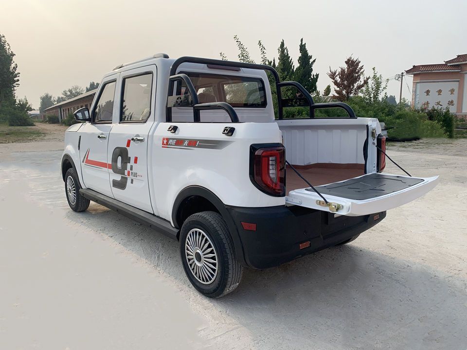 英诺普电动皮卡四轮车双排拉货家用大功率皮卡载重王油电两用载重版纯