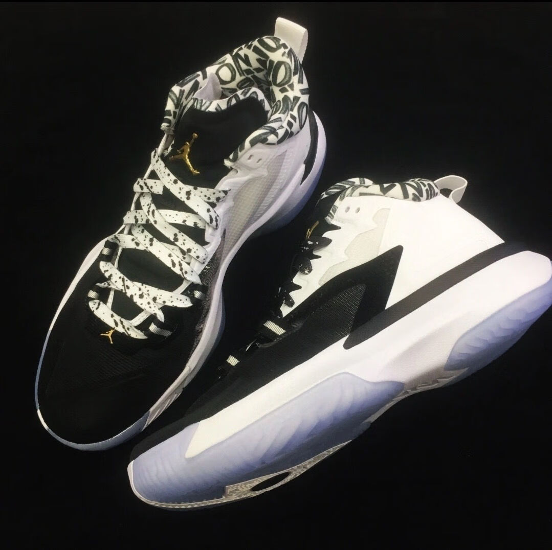 zion锡安一代胖虎一代签名球鞋纯原黑白白彩拼接实战耐磨防滑战靴 白