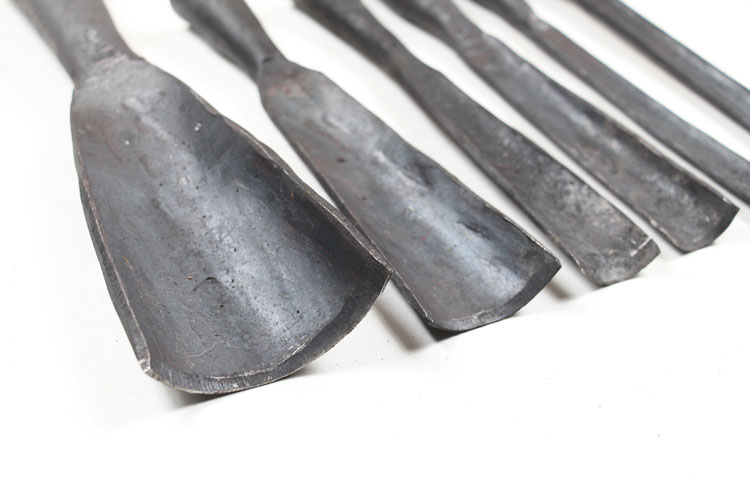 欣冝媛木工凿子铁匠纯手工锻打老凿半圆凿铲钊子弧形凿木桶凿雕花凿