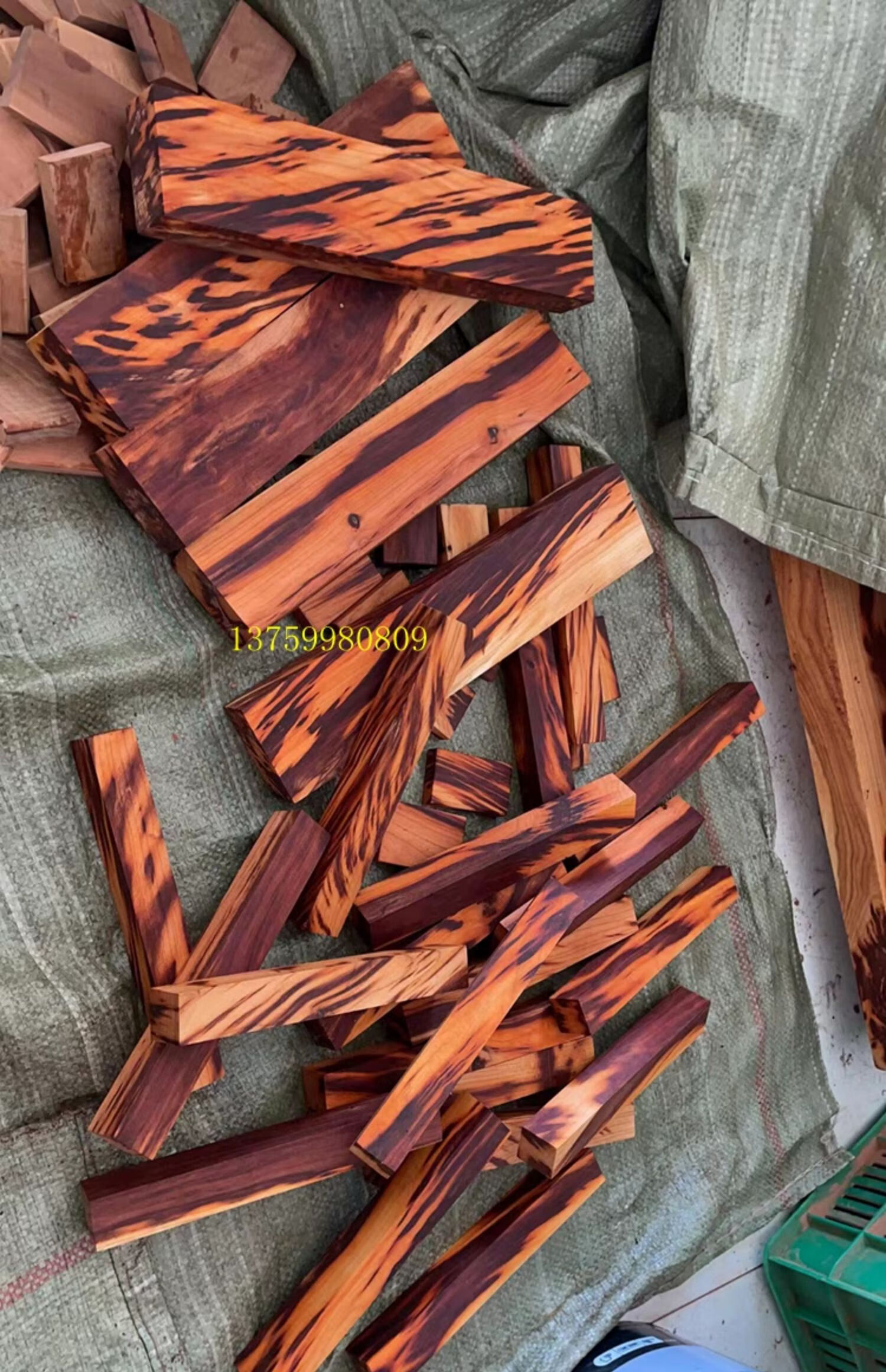 自然雷劈桃树秦岭野生老桃树雷击桃木原木抛光雕刻桃木剑板料 桃木板a