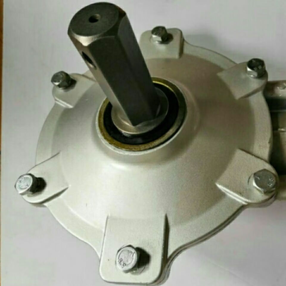 久保田插秧机配件手扶spw48c68c驱动行走锥齿轮壳体总成秧针68c