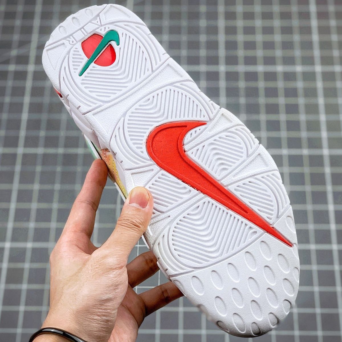 纯原皮蓬大air实战篮球鞋扎染樱花粉热感应校园情侣款休闲运动鞋 渐变