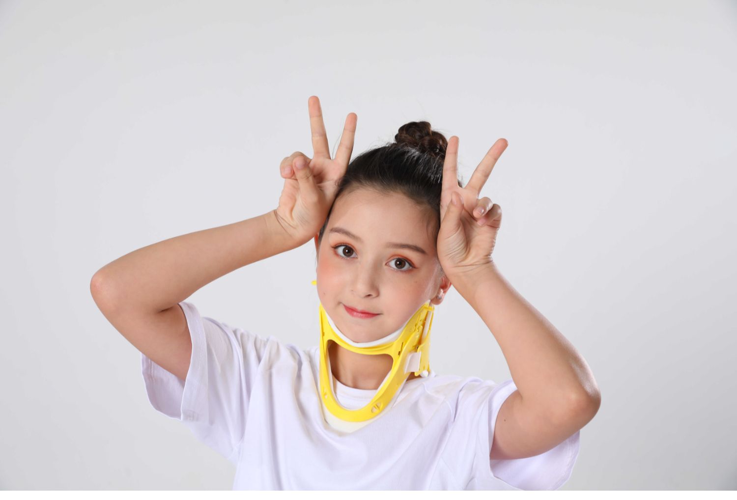 儿童颈托斜颈小孩护颈纠正偏头斜颈家用宝宝歪脖子歪头矫正器 【活动