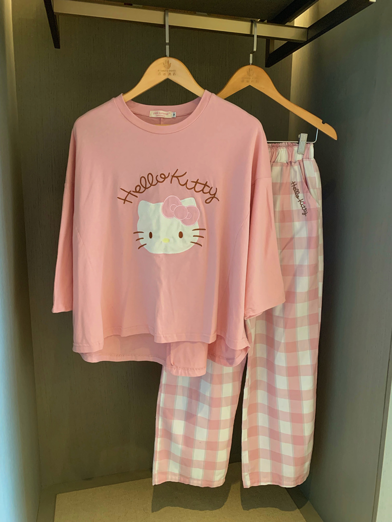 hello kitty凯蒂猫hello kitty凯蒂猫睡衣女夏季2021新款可爱宽松卡通