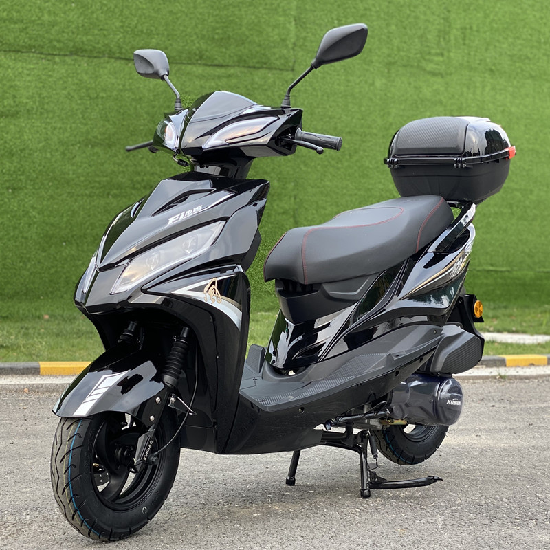 新尚领125cc国四电喷燃油踏板摩托车金浪发动机男女装整车 可上牌 二