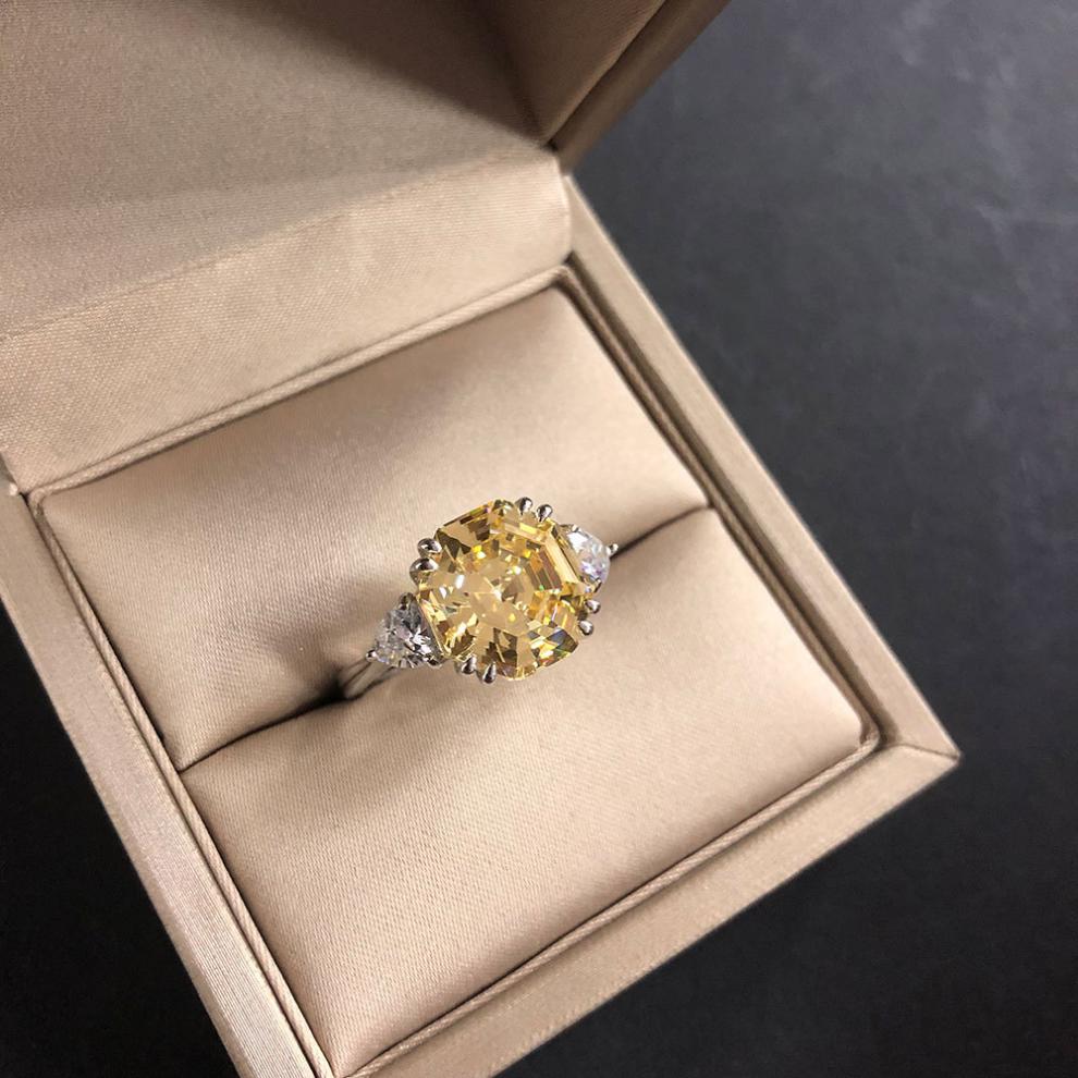 ck施华洛世奇锆轻侈八角形钻石戒指大气复古高碳蓝钻宝石蓝枕戒指女士