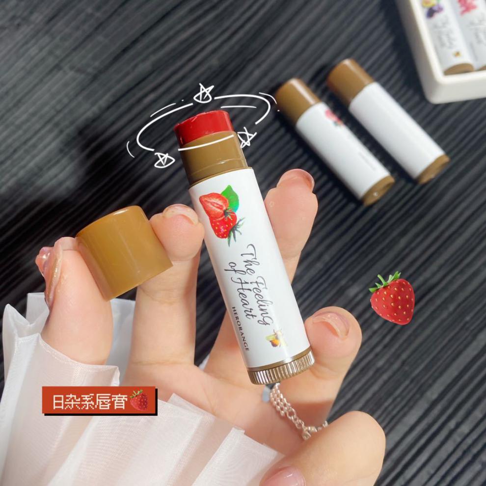 蜂蜜滋养润唇膏蜂蜜滋养润唇膏女学生款滋润防干裂去死皮口i红学生党