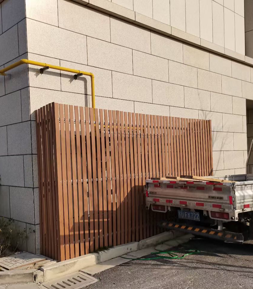 木塑板围栏板庭院墙面装饰栅栏板实心塑木板花箱桌面ps板防水户外宽57