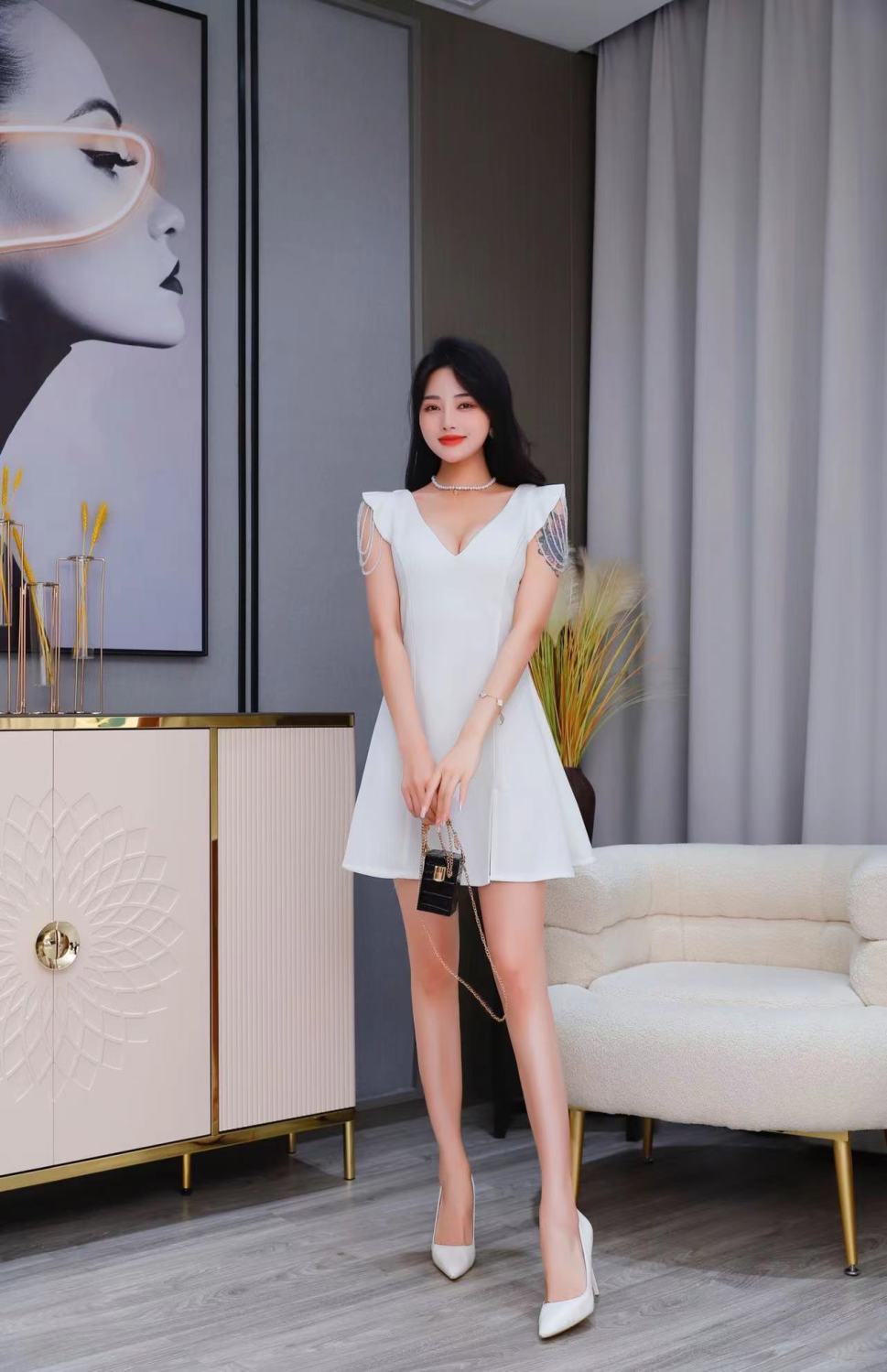 dishang)夜店女装性感深v低胸夜总会短裙修身显瘦技师工衣a字裙连衣裙