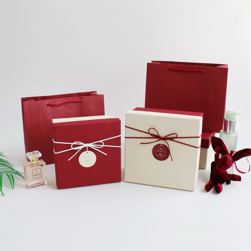 教师节礼物礼品盒空盒口红礼盒香水皮带包装盒正方形小号礼物情人节