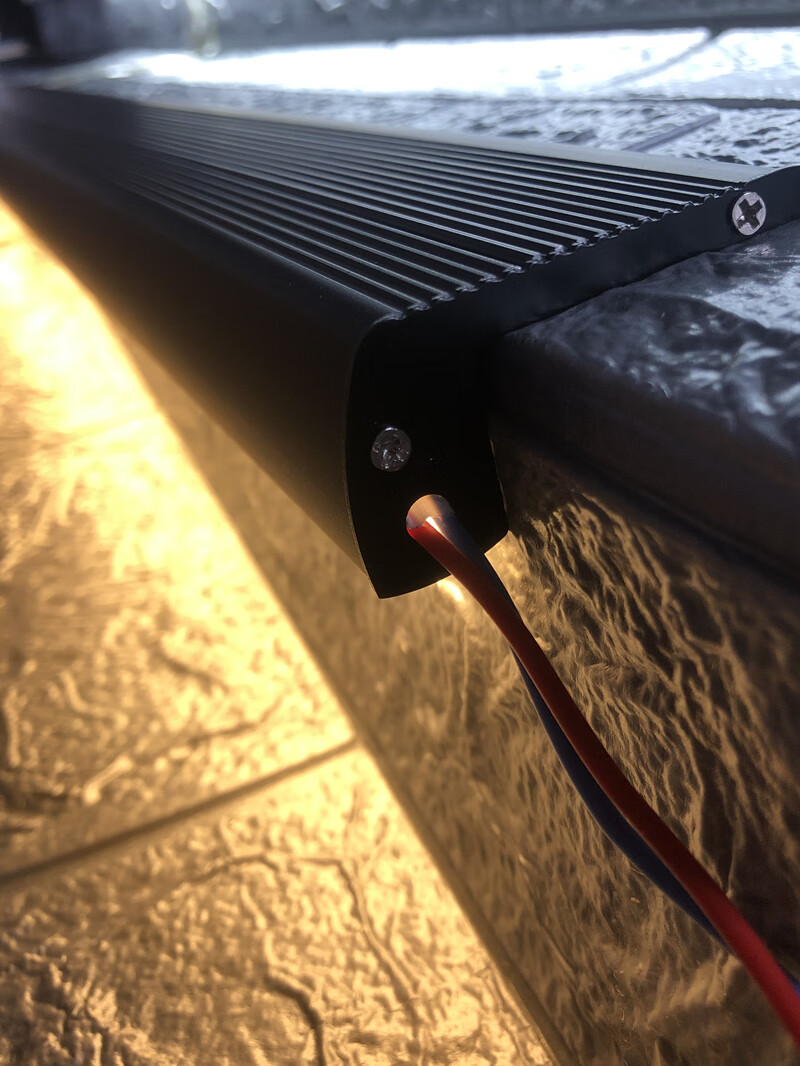 楼梯踏步灯槽防滑明装户外影院台阶灯铝合金灯带槽追光感应楼梯灯