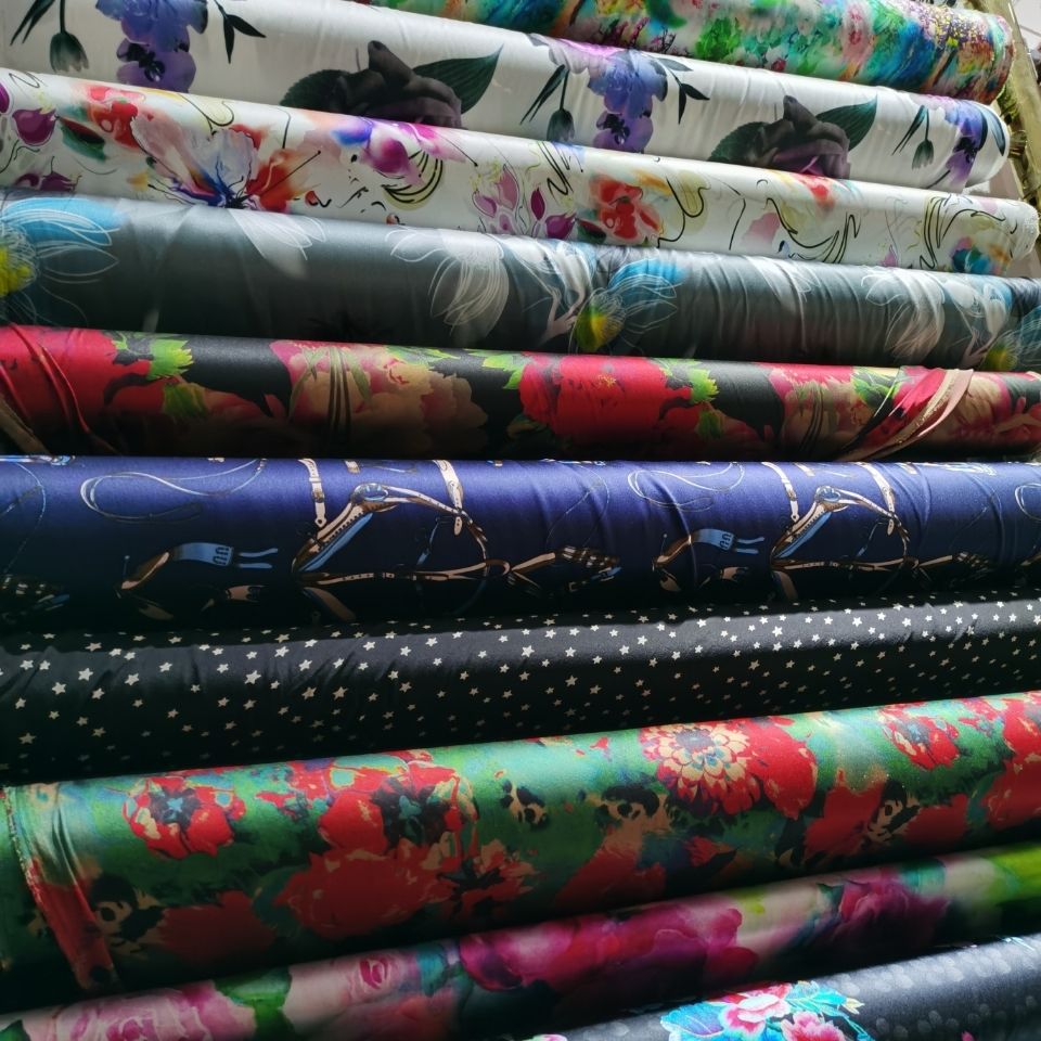 官方oimg100%真丝重磅桑蚕丝布料花色双绉香云纱弹力缎布头布料论甩块