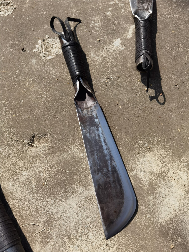 户撒阿昌柴刀手工锻打劈柴开路镰竹园林刀多功能野营户外农用刀具