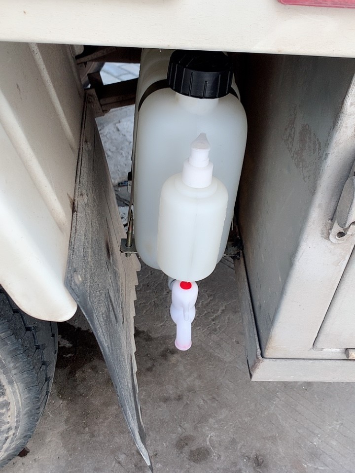 货车洗手水箱风菱版车载洗手壶卡车小货车带水龙头蓄水大约长32高23厚