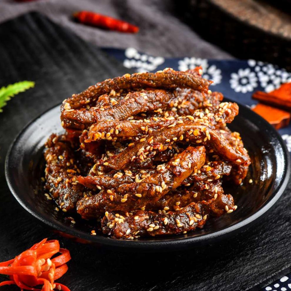 三只松鼠蜀香牛肉100g袋香辣味牛肉干独立包装零食三只松鼠蜀香牛肉