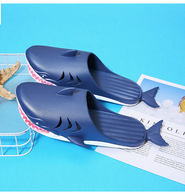 鲨鱼拖鞋大男创意搞怪家用洗澡沙滩防滑外穿个性网红情侣凉拖女夏灰色