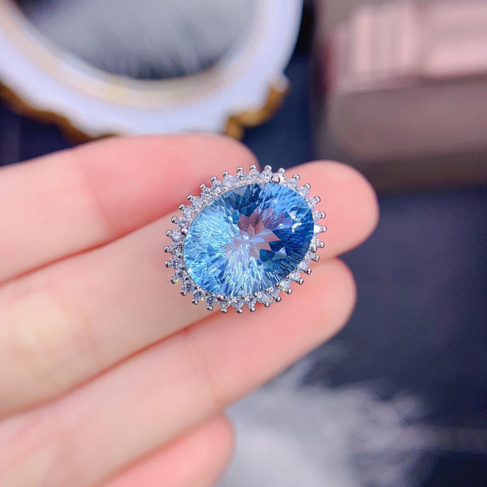 炫熙瑞士蓝托帕石戒指女全净体颜色好925银镀18镶嵌千禧切工【图片
