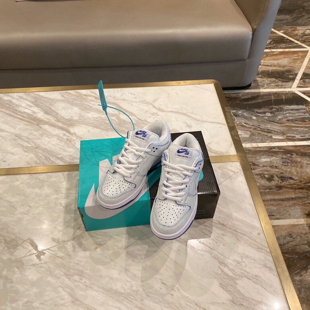 dunk腰果花冰淇淋板鞋低帮sbdunk联名紫金湖人青花瓷情人节限定 aj青