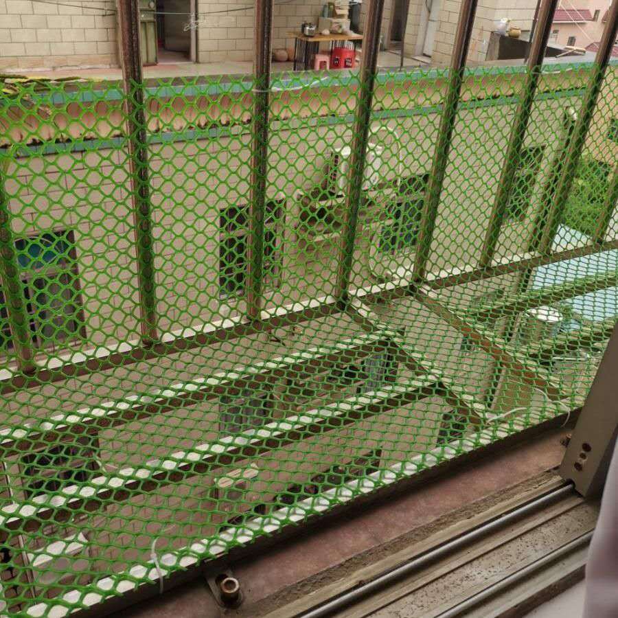 绿色塑料网格片阳台防护网鸡鸭鹅育雏胶网子鱼虾隔离网防鼠防蛇网j1米