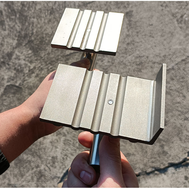 楼梯拉槽器 粉楼梯工具 楼梯踏步防滑槽 防滑条粉刷工具 抹楼梯粉刷