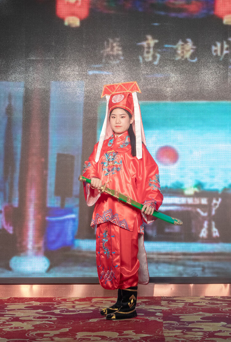 佐倾戏服京剧服装王朝马汉演出服张龙儿童包青天戏服包拯审驴幼儿园