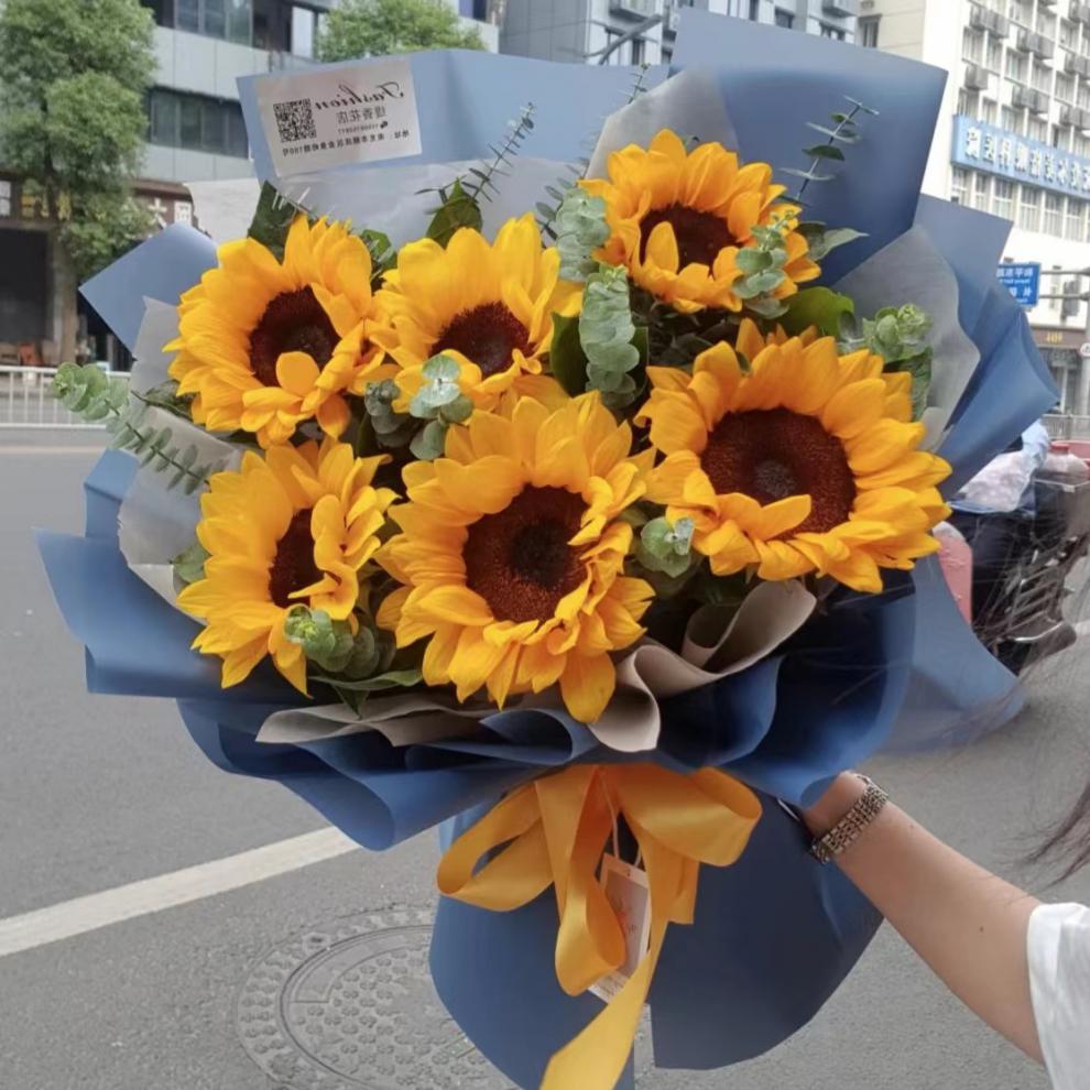 茉莉花束送男友520情人节男友向日葵茉莉花束全国同城配广州深圳佛山