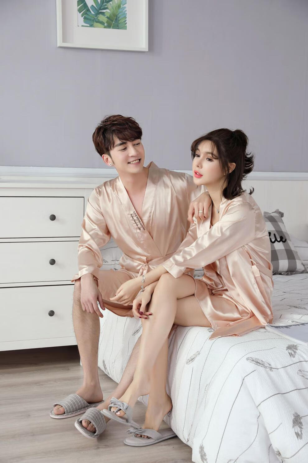 莫代尔品质甄选2022新款睡衣情侣夏冰丝睡袍男薄款春秋性感女士睡裙